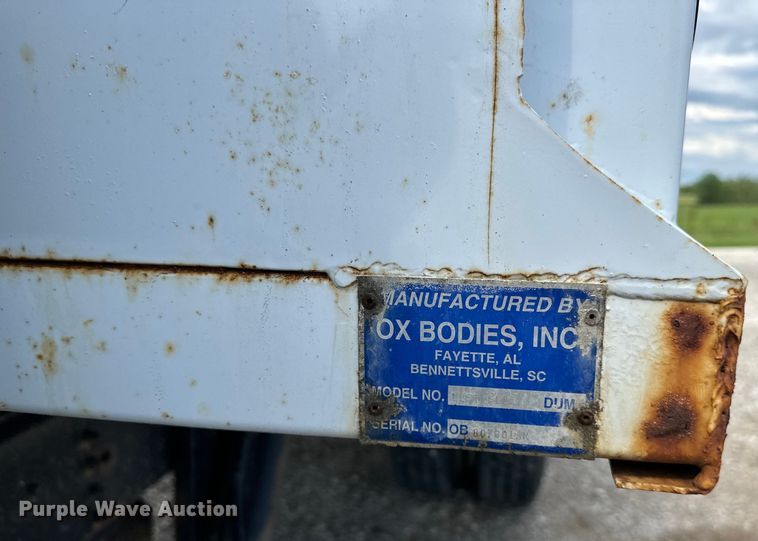 image for item NT9282 1997 GMC  C7500 dump truck