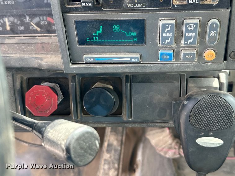 image for item NT9282 1997 GMC  C7500 dump truck