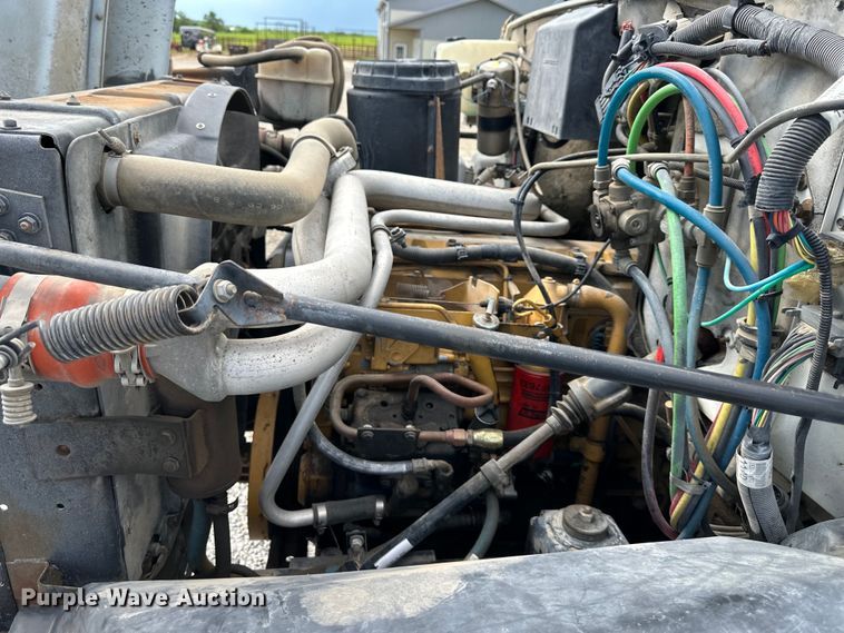 image for item NT9282 1997 GMC  C7500 dump truck