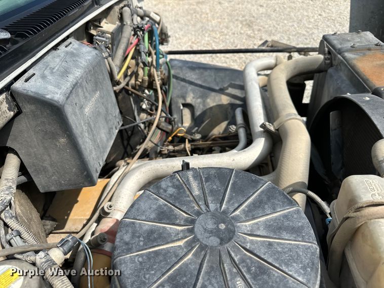 image for item NT9282 1997 GMC  C7500 dump truck