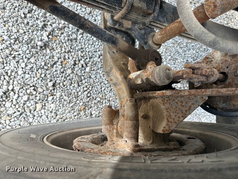 image for item NT9282 1997 GMC  C7500 dump truck