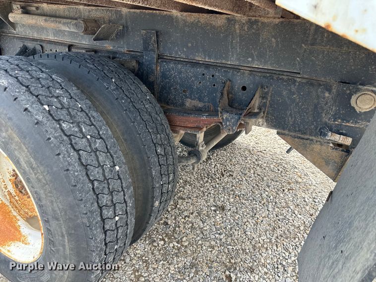 image for item NT9282 1997 GMC  C7500 dump truck