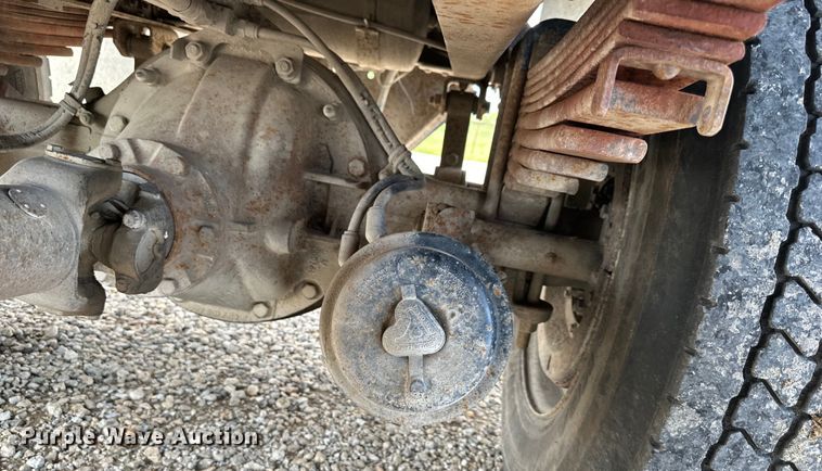 image for item NT9282 1997 GMC  C7500 dump truck