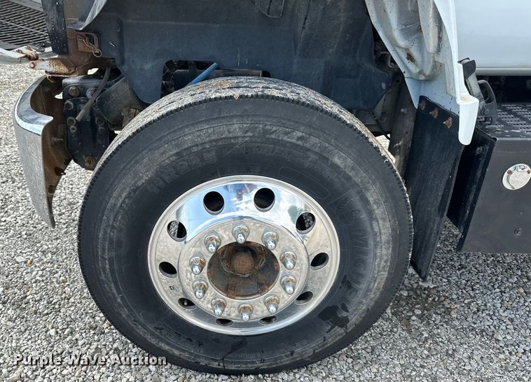 image for item NT9282 1997 GMC  C7500 dump truck