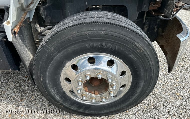 image for item NT9282 1997 GMC  C7500 dump truck