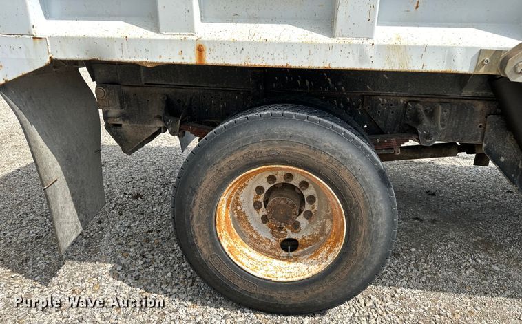 image for item NT9282 1997 GMC  C7500 dump truck