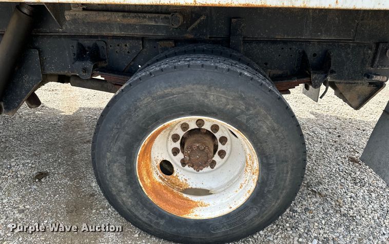 image for item NT9282 1997 GMC  C7500 dump truck