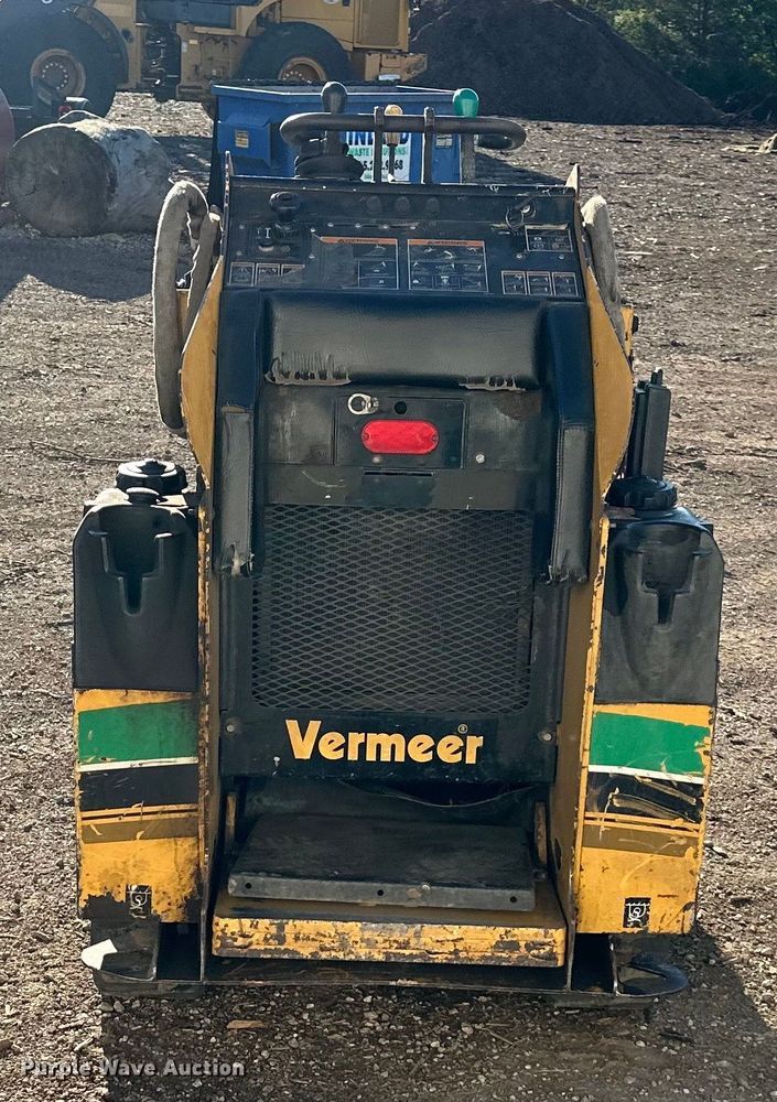 image for item NT9380 2007 Vermeer  S600TX  compact utility loader