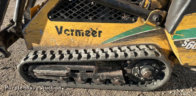 image for item NT9380 2007 Vermeer  S600TX  compact utility loader