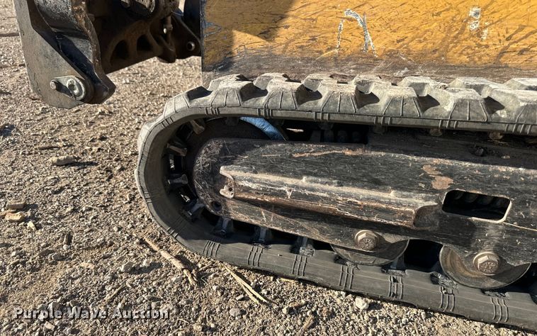 image for item NT9380 2007 Vermeer  S600TX  compact utility loader