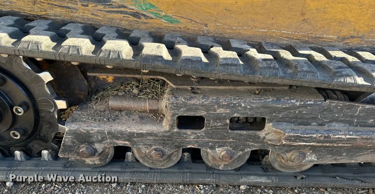 image for item NT9380 2007 Vermeer  S600TX  compact utility loader