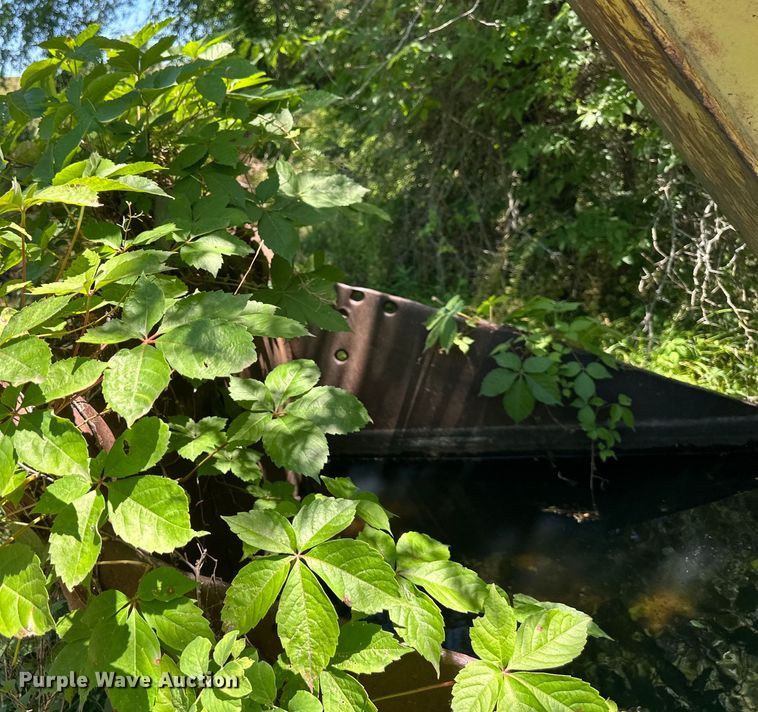 image for item NT9386 Conmaco  excavator