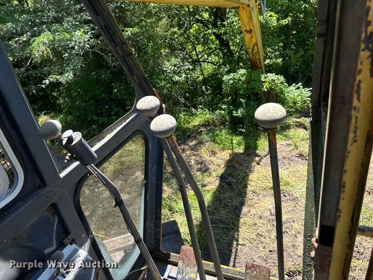 image for item NT9386 Conmaco  excavator