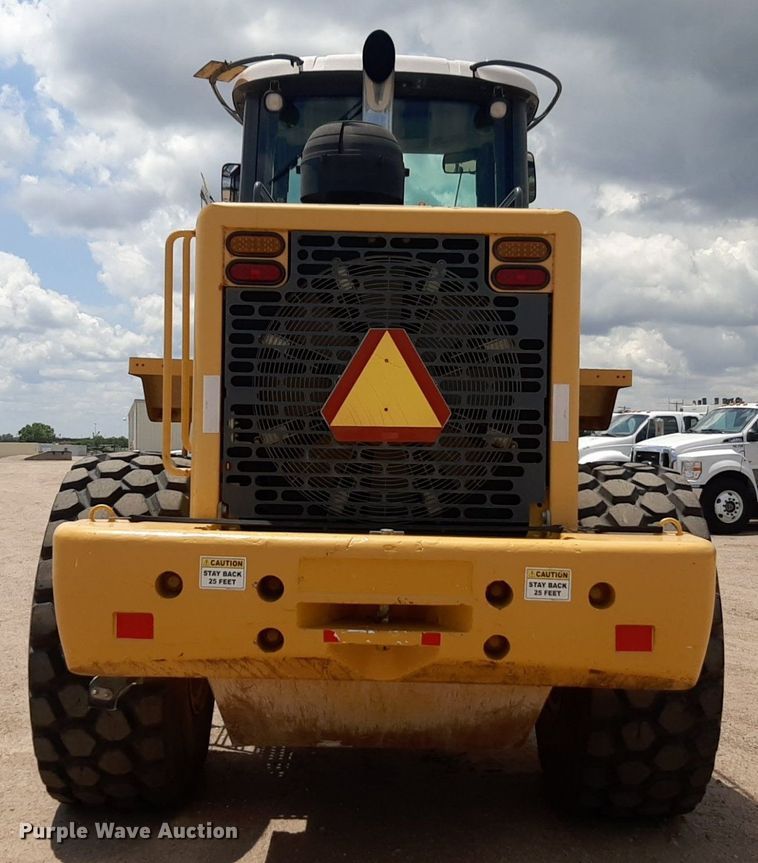 image for item NU9826 2006 John Deere 644J wheel loader