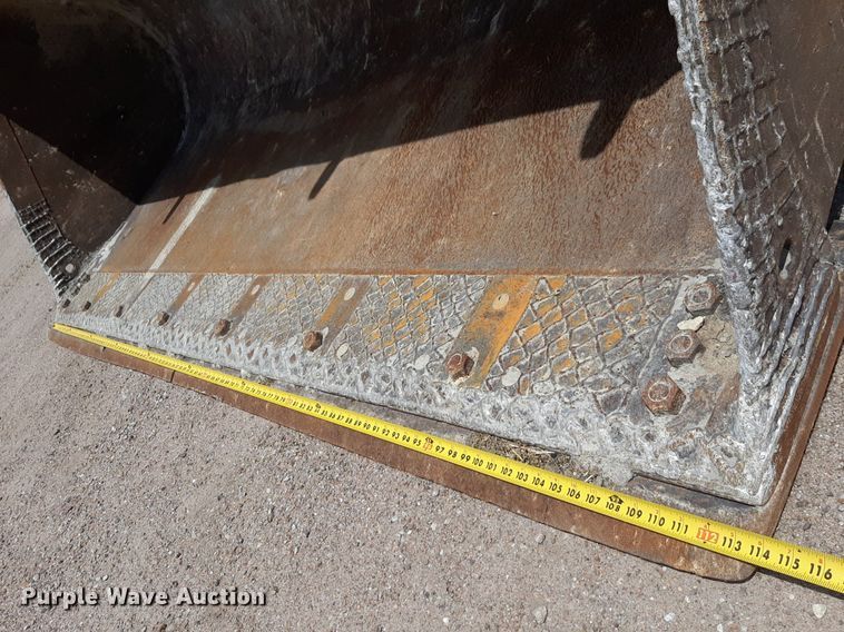 image for item NU9826 2006 John Deere 644J wheel loader