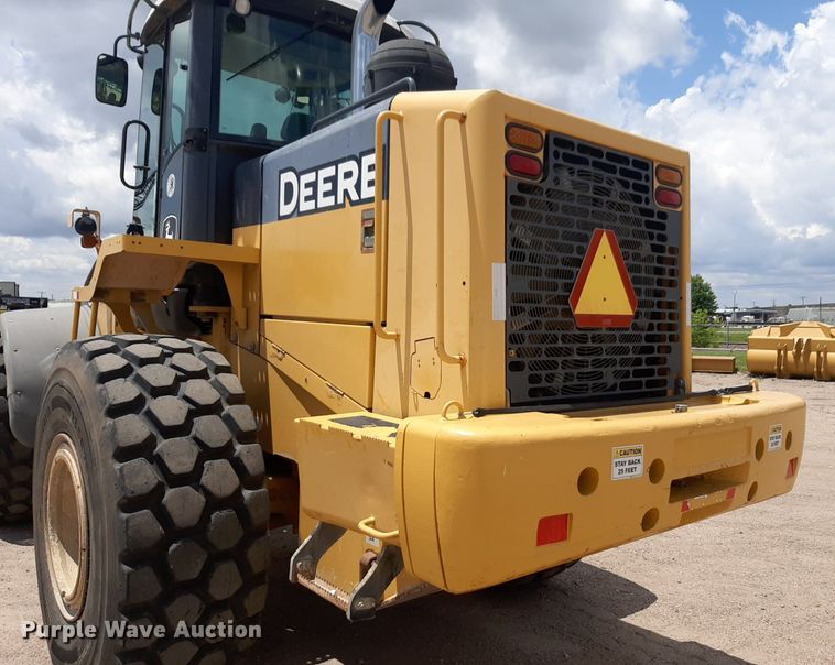 image for item NU9826 2006 John Deere 644J wheel loader