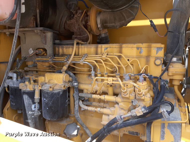 image for item NU9826 2006 John Deere 644J wheel loader