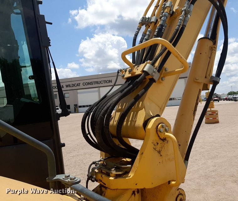 image for item NU9828 2012 Komatsu PC88MR-8 HD mini excavator