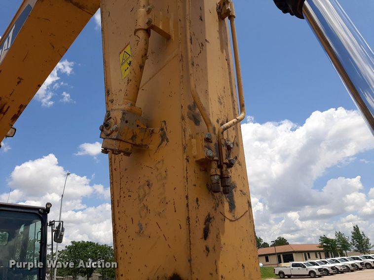 image for item NU9829 2012 Caterpillar 320EL excavator