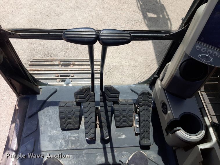 image for item NU9829 2012 Caterpillar 320EL excavator