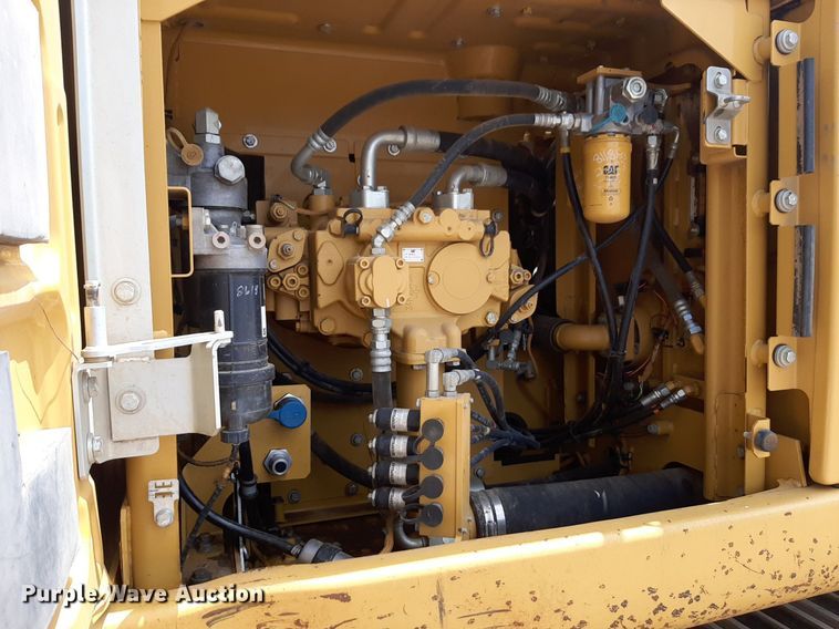 image for item NU9829 2012 Caterpillar 320EL excavator