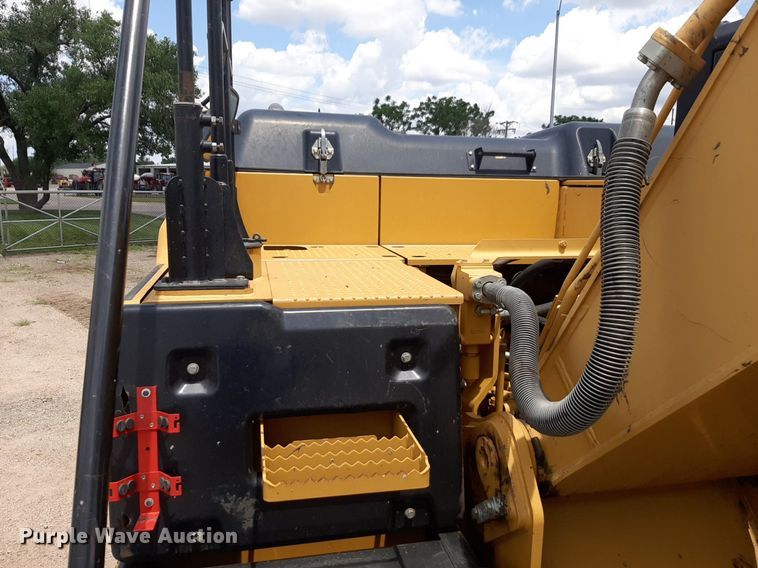 image for item NU9829 2012 Caterpillar 320EL excavator