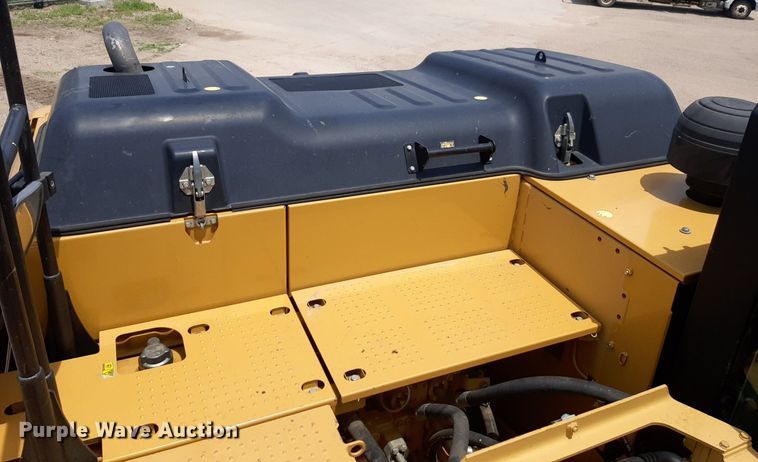 image for item NU9829 2012 Caterpillar 320EL excavator