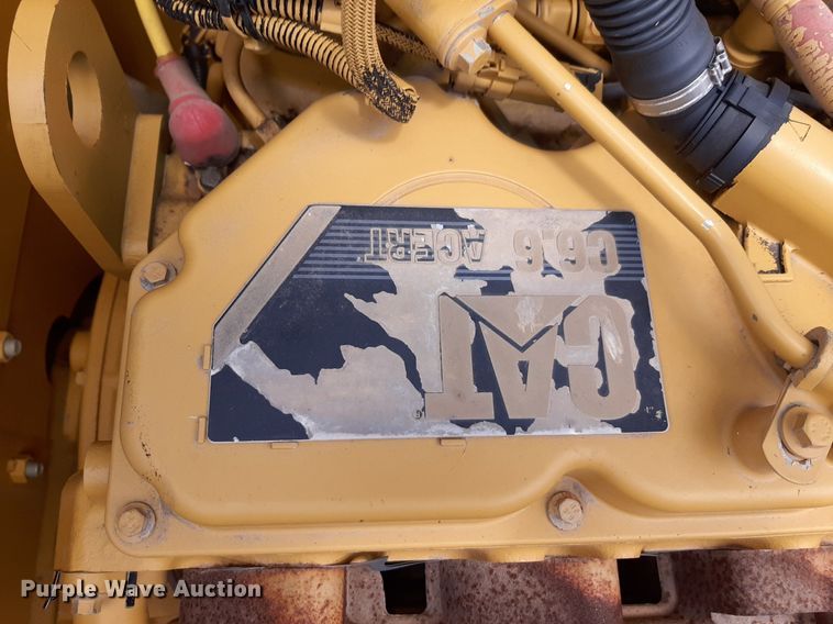 image for item NU9829 2012 Caterpillar 320EL excavator