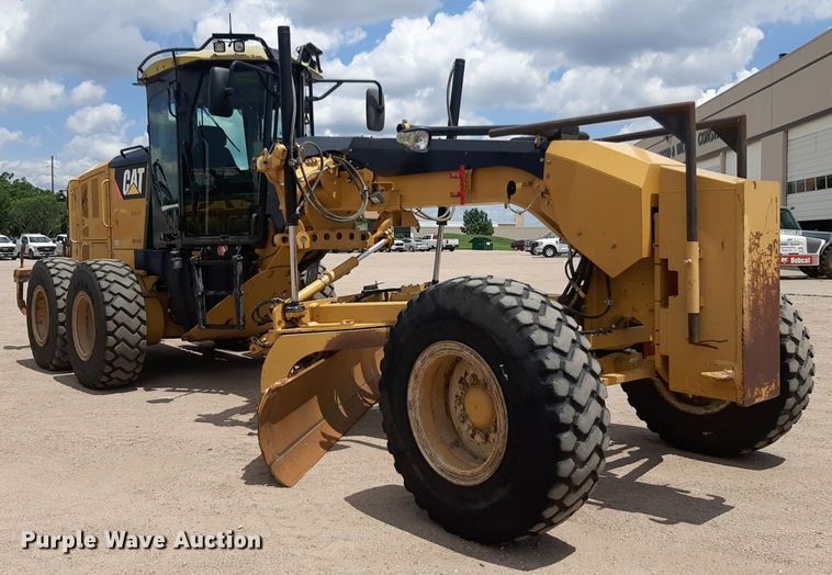 image for item NU9831 2012 Caterpillar 140M2 motor grader