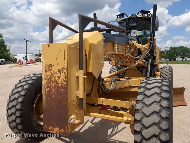 image for item NU9831 2012 Caterpillar 140M2 motor grader