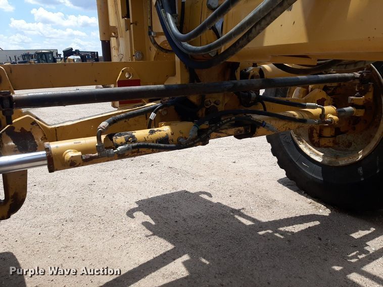 image for item NU9831 2012 Caterpillar 140M2 motor grader