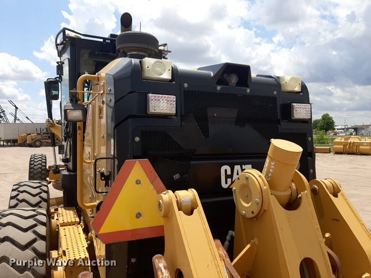 image for item NU9831 2012 Caterpillar 140M2 motor grader