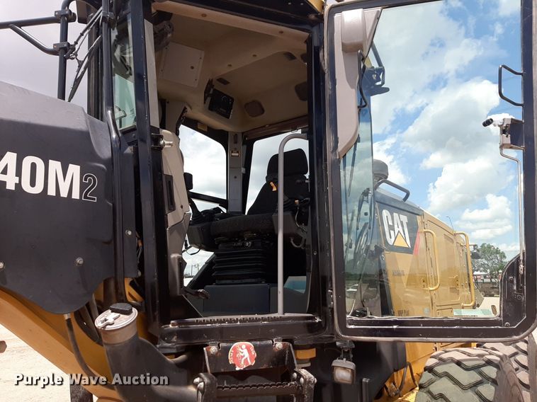 image for item NU9831 2012 Caterpillar 140M2 motor grader