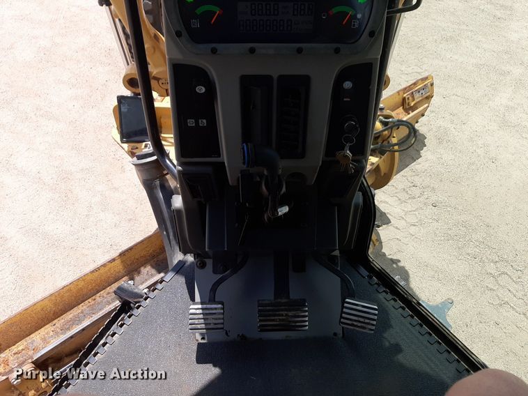 image for item NU9831 2012 Caterpillar 140M2 motor grader