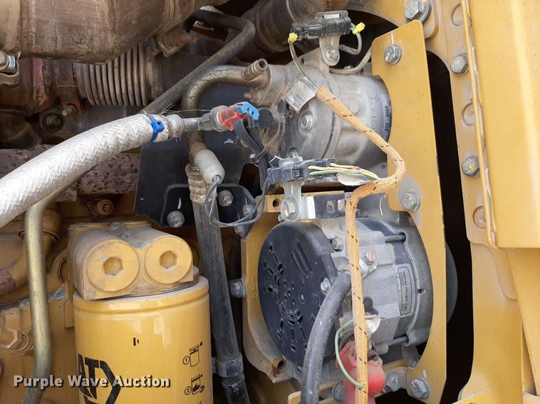 image for item NU9831 2012 Caterpillar 140M2 motor grader