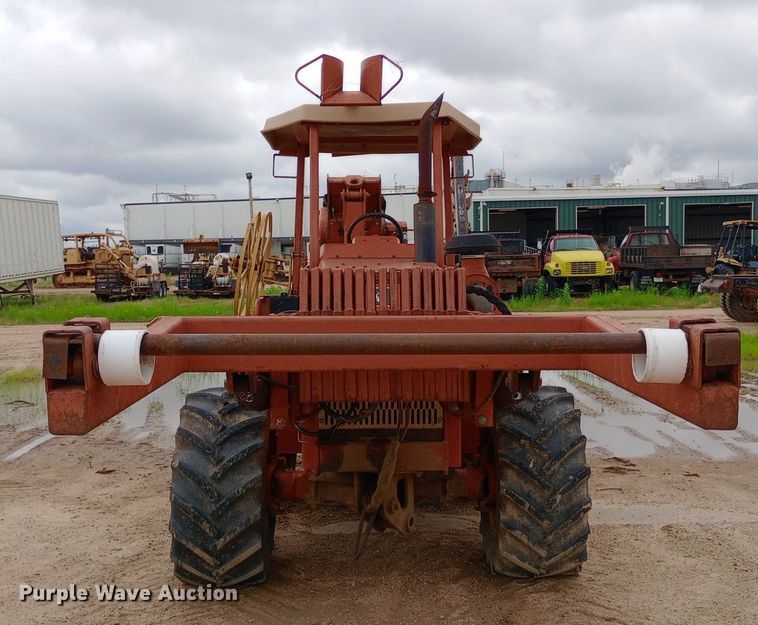 image for item NU9836 2000 Ditch Witch  8020 Turbo trencher