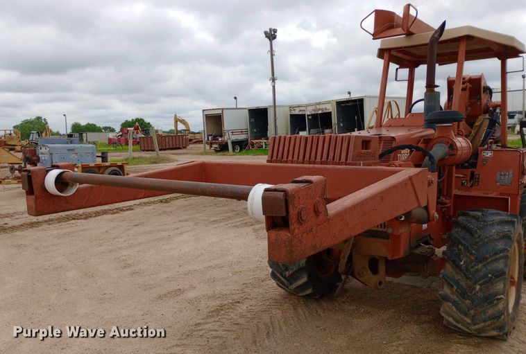 image for item NU9836 2000 Ditch Witch  8020 Turbo trencher