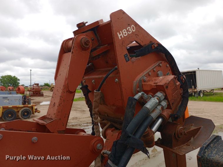 image for item NU9836 2000 Ditch Witch  8020 Turbo trencher