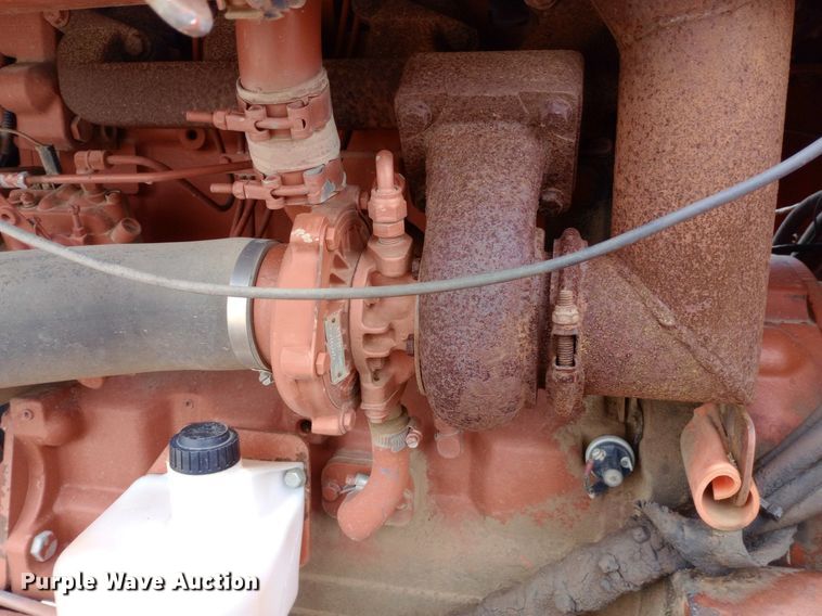 image for item NU9836 2000 Ditch Witch  8020 Turbo trencher