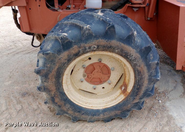 image for item NU9836 2000 Ditch Witch  8020 Turbo trencher