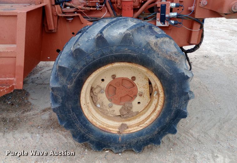 image for item NU9836 2000 Ditch Witch  8020 Turbo trencher