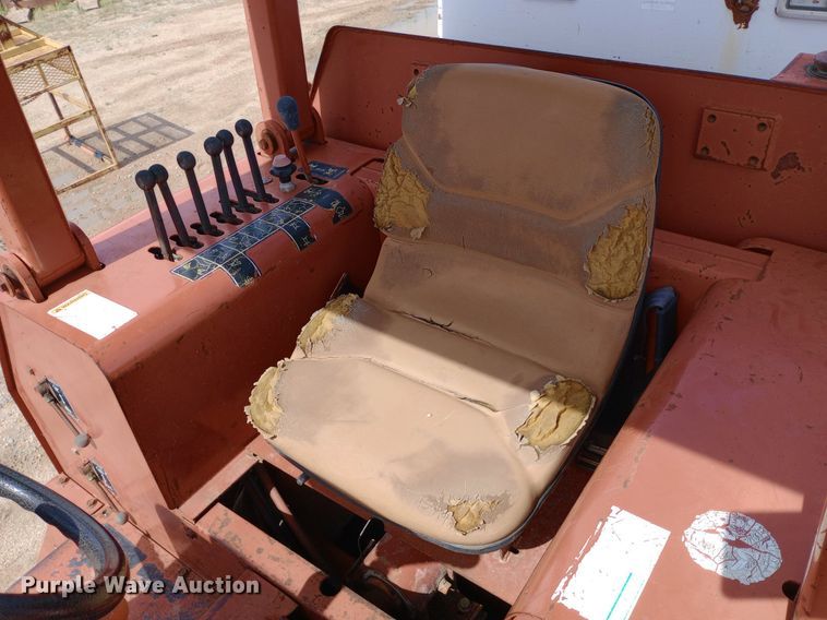 image for item NU9837 1996 Ditch Witch R100J rock saw