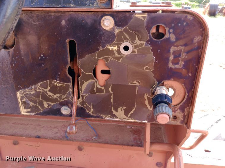 image for item NU9837 1996 Ditch Witch R100J rock saw