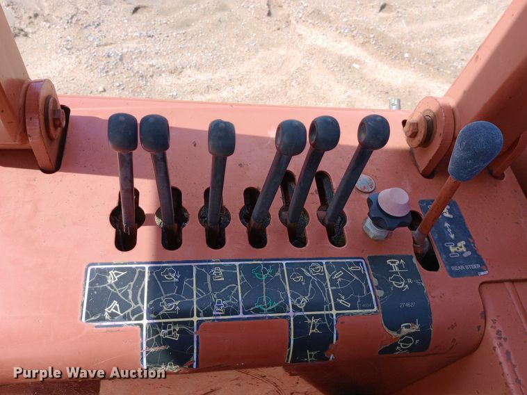 image for item NU9837 1996 Ditch Witch R100J rock saw