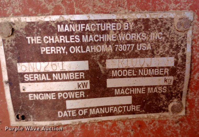 image for item NU9837 1996 Ditch Witch R100J rock saw