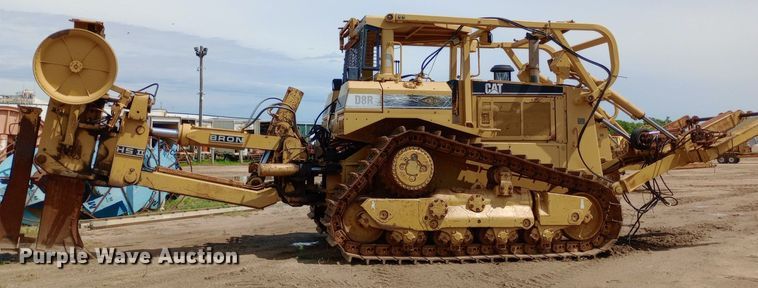 image for item NU9841 1999 Caterpillar D8R cable plow