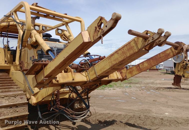 image for item NU9841 1999 Caterpillar D8R cable plow