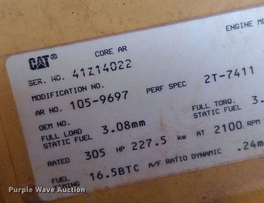 image for item NU9841 1999 Caterpillar D8R cable plow