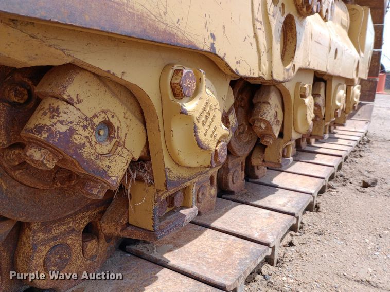 image for item NU9841 1999 Caterpillar D8R cable plow