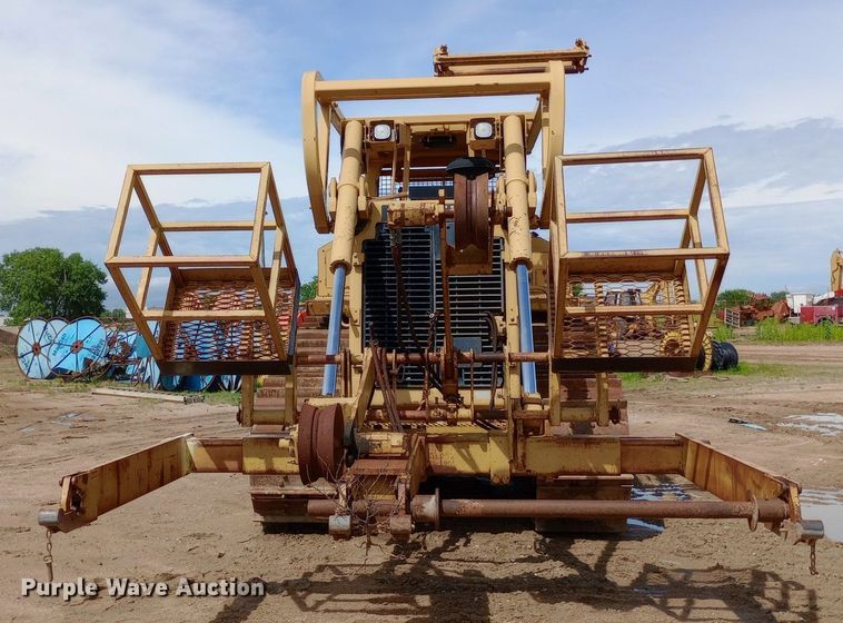 image for item NU9842 2001 Caterpillar D8R cable plow